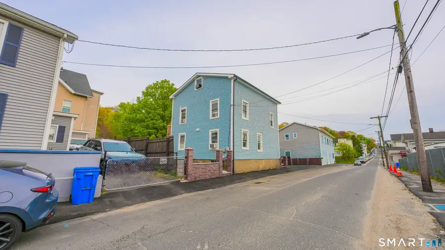 9 Ridge Street, Waterbury, CT 06706 - #2