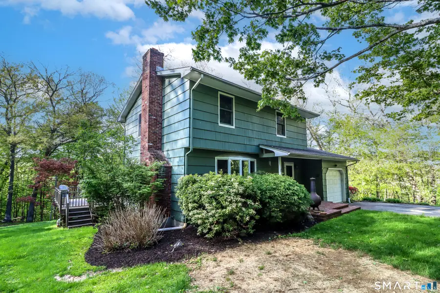 6 Barker Drive, Newtown, CT 06482 - #2