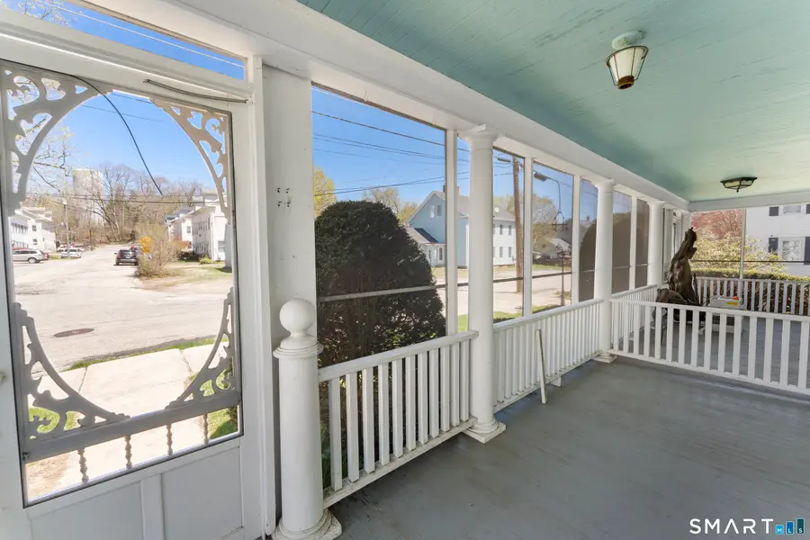 9 Floral Avenue, North Grosvenor Dale, CT 06255 - #3
