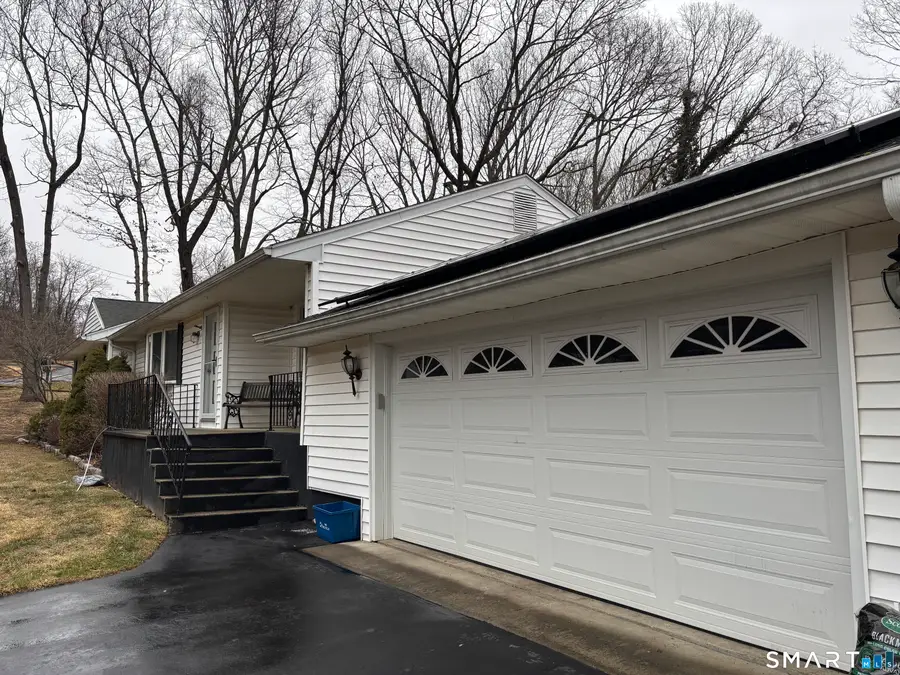 13 Robin Drive, East Haven, CT 06513 - #2
