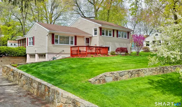 109 Sterling Road, Trumbull, CT 06611