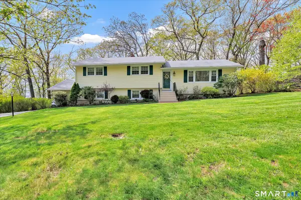 38 Cold Spring Circle, Shelton, CT 06484