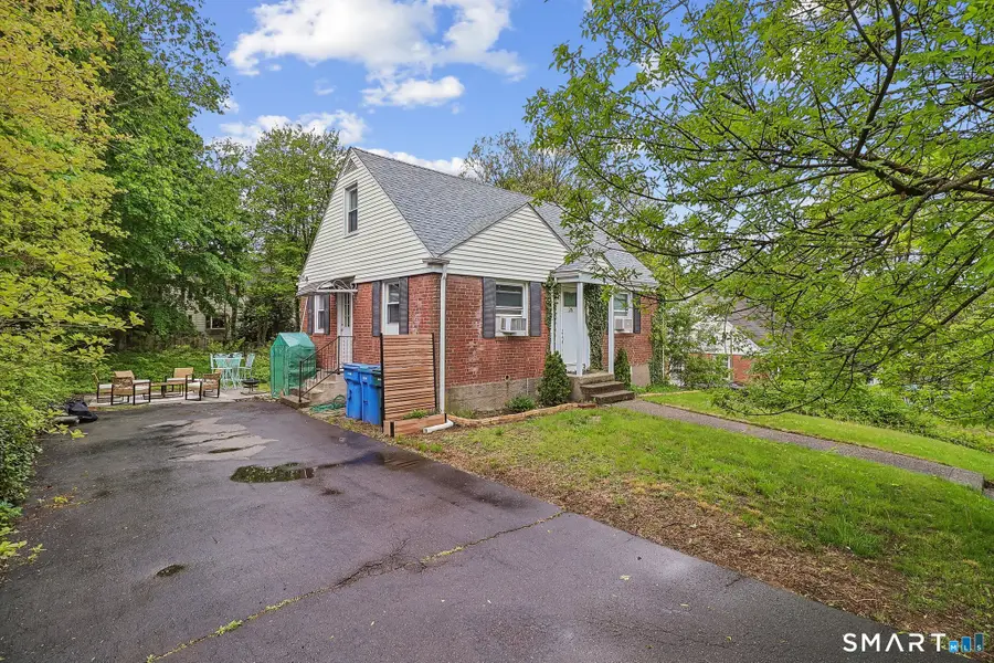 26 Farnsworth Street, Hamden, CT 06517 - #2