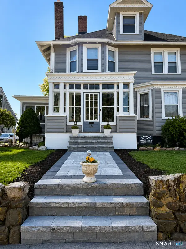 39 Forbes Place, East Haven, CT 06512