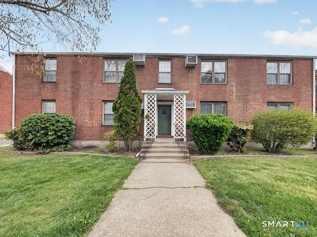 49 Mencel Circle #B, Bridgeport, CT 06610 - #1