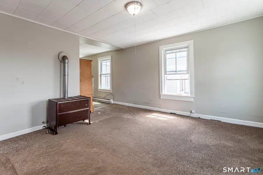 71 Blackhall Street, New London, CT 06320 - #2