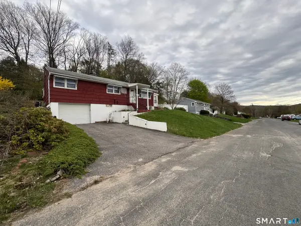 104 Maloney Court, Winchester, CT 06098