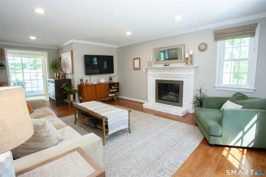 19 Lawton Drive, Simsbury, CT 06070 - #3