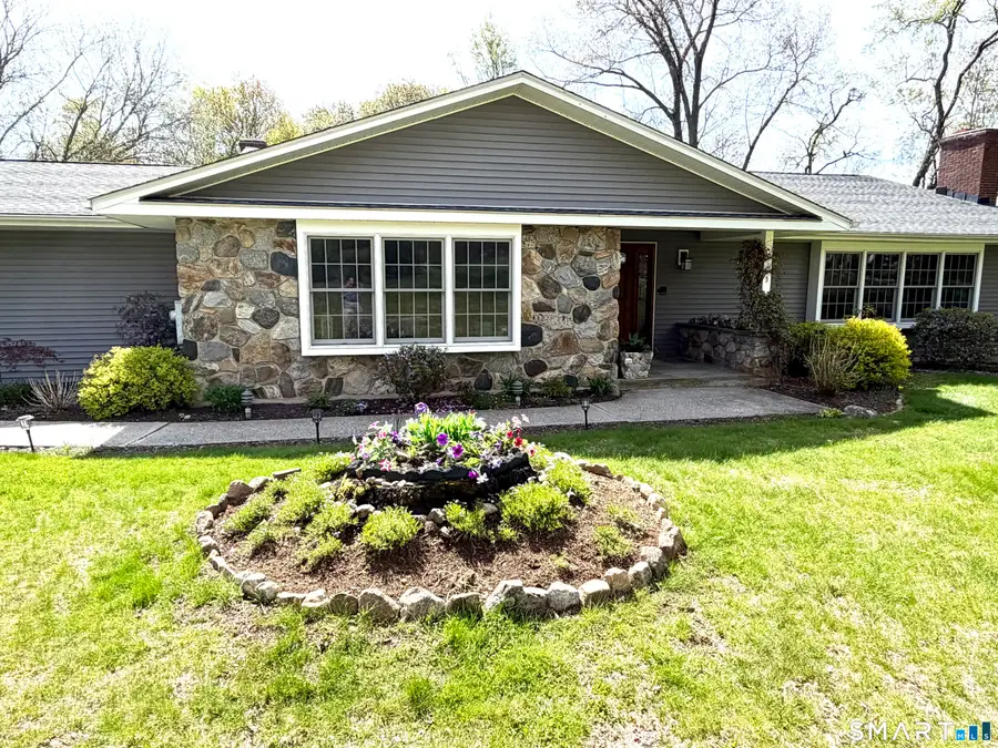 9 Delno Drive, Danbury, CT 06811 - #2
