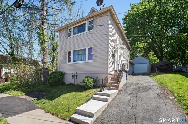 3 Flower Street, Middletown, CT 06457