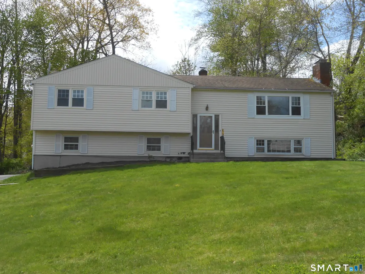 279 Wedgewood Drive, Naugatuck, CT 06770 - #1