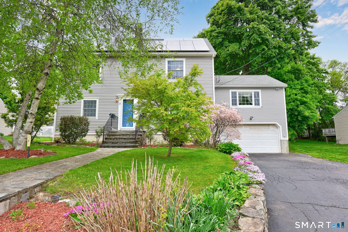 7 Merrill Road, Trumbull, CT 06611 - #1