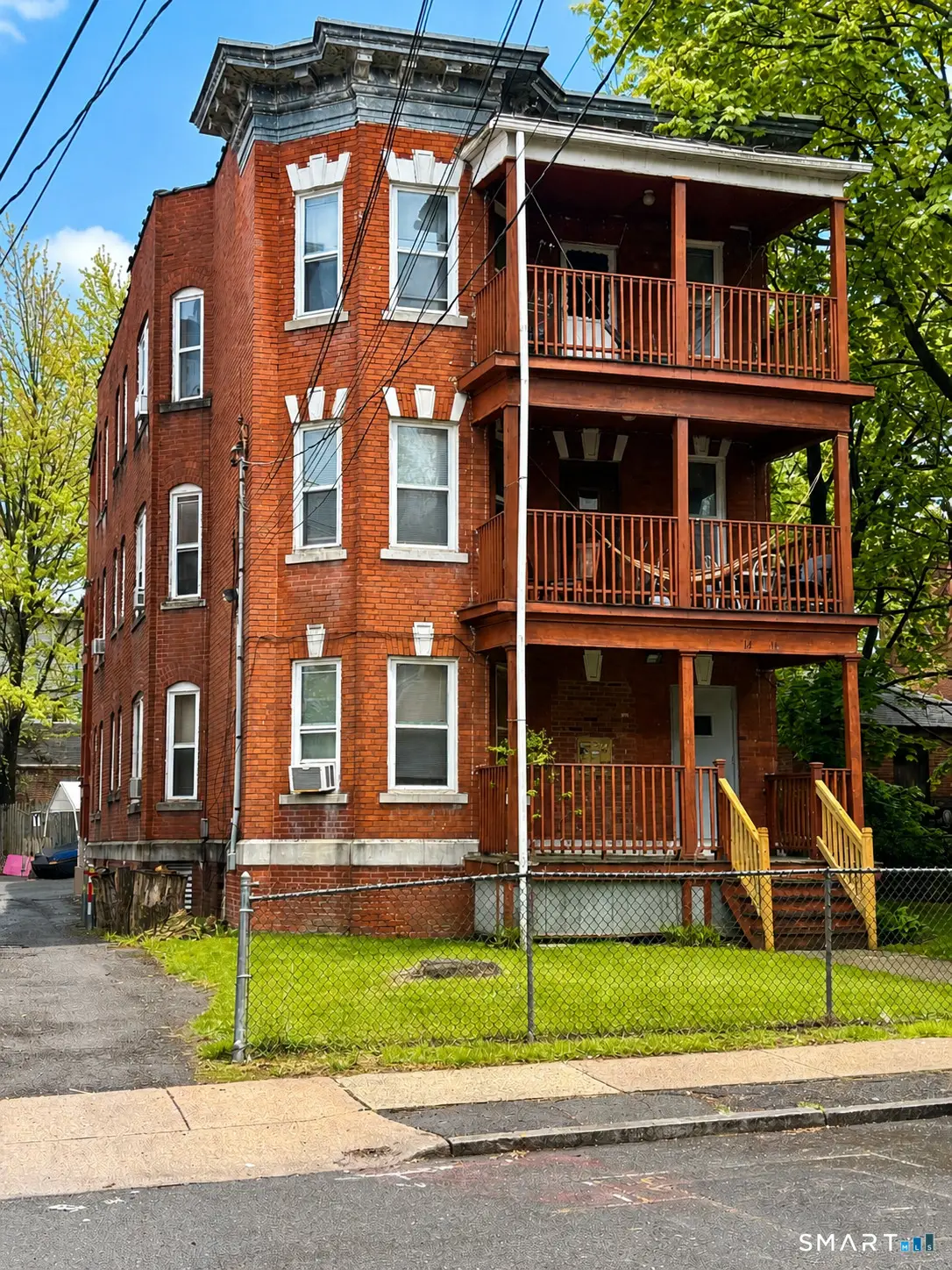 14-16 Cabot Street, Hartford, CT 06112 - #1