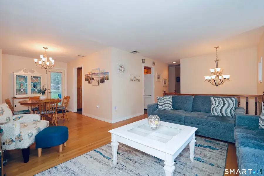6 Hillside Court, Brookfield, CT 06804 - #3