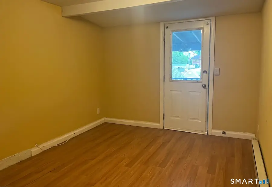 21 Gordon Avenue, Shelton, CT 06484 - #3