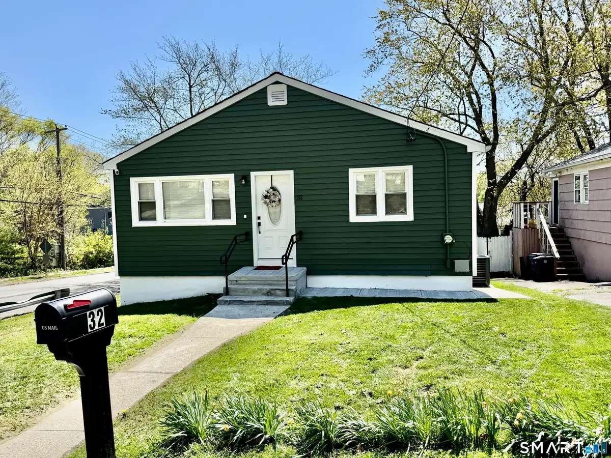 32 Ogden Street, West Haven, CT 06516 - #1