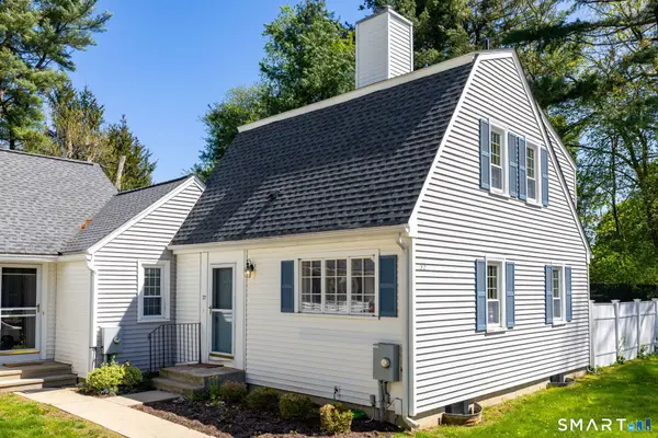 32 Patriots Square #32, Mansfield, CT 06250