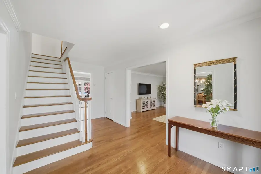33 Club Circle, Stamford, CT 06905 - #3