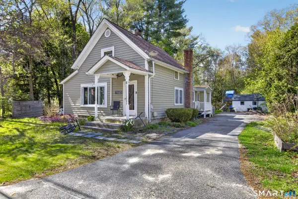 6 North Road, Foster, RI 02825