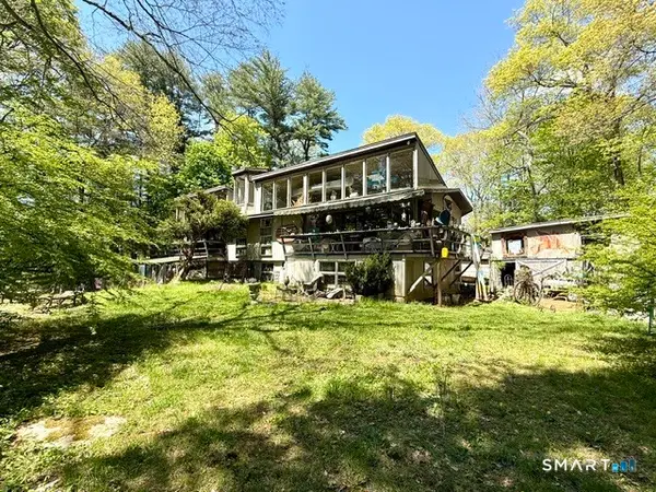 27 Huckleberry Lane, Weston, CT 06883