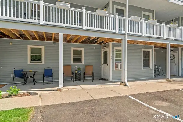 105 Hidden Knolls Circle #105, Monroe, CT 06468