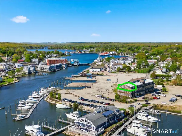 60 Willow Street #305, Stonington, CT 06355
