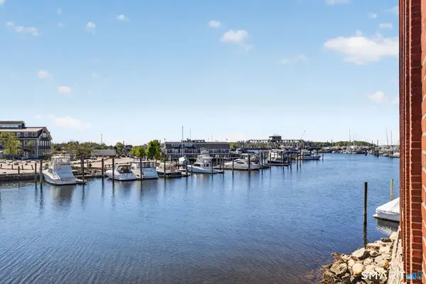 15-1/2 Water Street #4, Groton, CT 06355