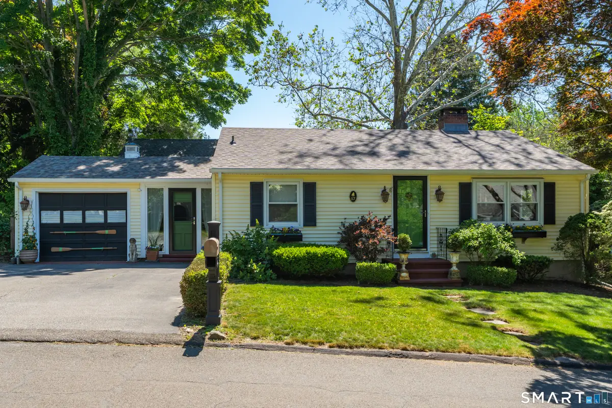 17 Grandview Terrace, Essex, CT 06426 - #1