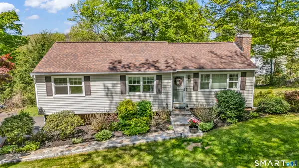 51 Chipmunk Trail, Newtown, CT 06482