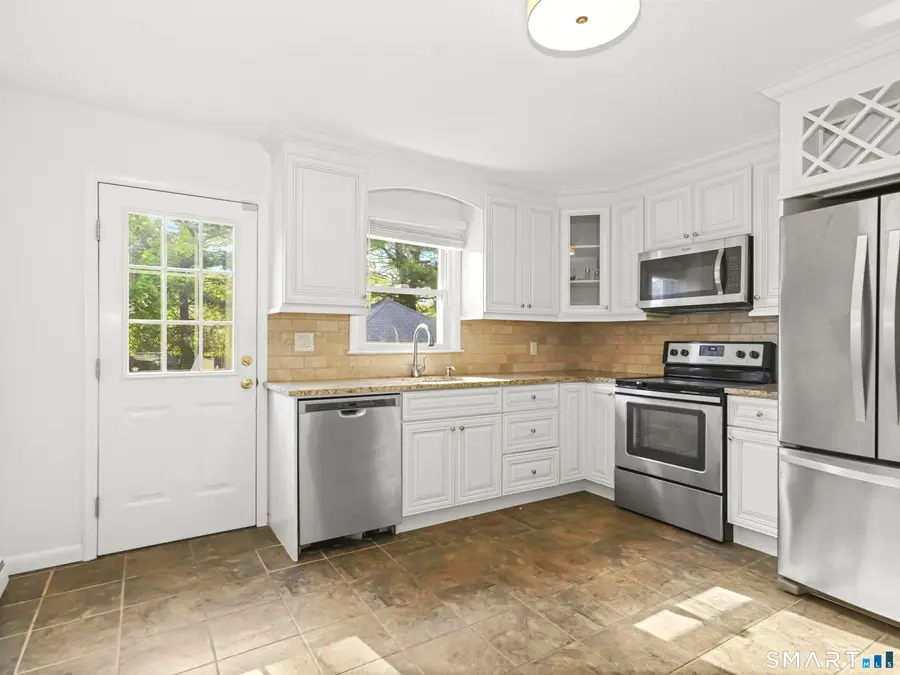 14 Dale Place, Stamford, CT 06906 - #3