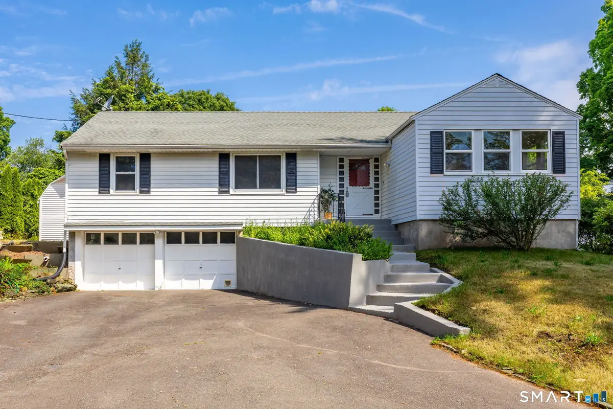2 Barn Hill Road, Bloomfield, CT 06002 - #1
