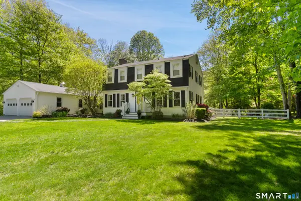 3 Cherokee Drive, Brookfield, CT 06804