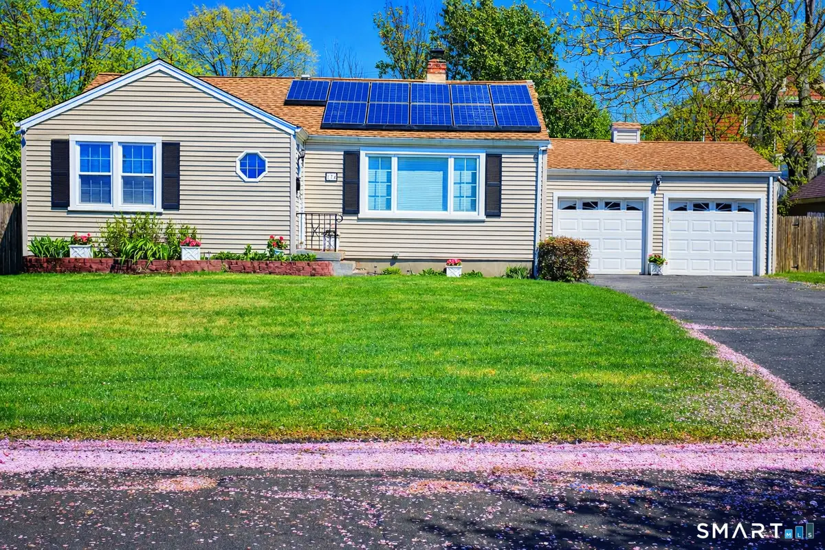 174 Light Street, Stratford, CT 06614 - #1