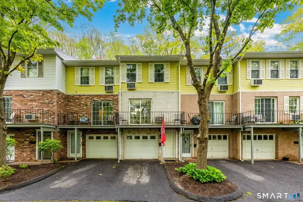 95 Hunter Court #95, Torrington, CT 06790