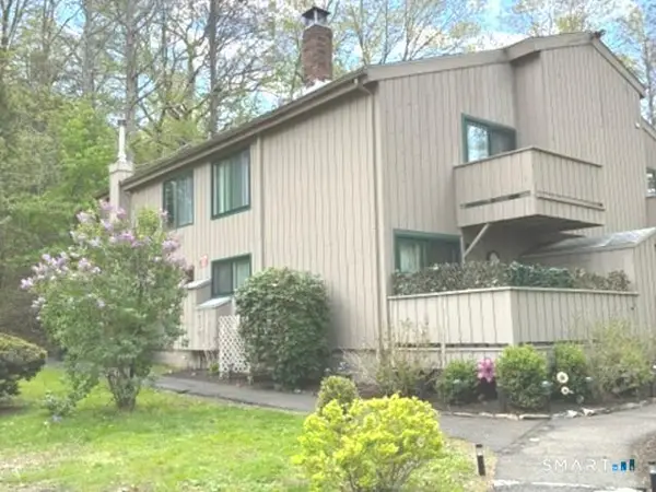 84 Mohawk Trail #84, Guilford, CT 06437