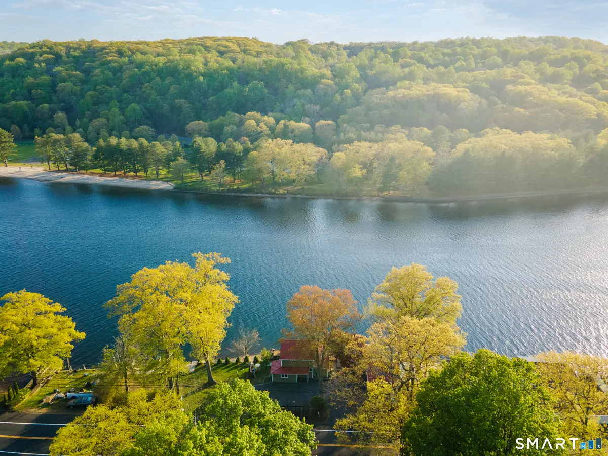 3 Roosevelt Drive, Seymour, CT 06483 - #1