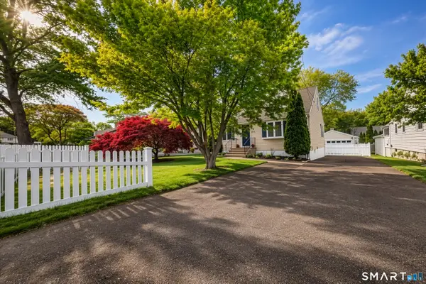 1710 Stratfield Road, Fairfield, CT 06825