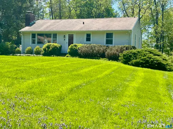 9 Apple Lane, Redding, CT 06896