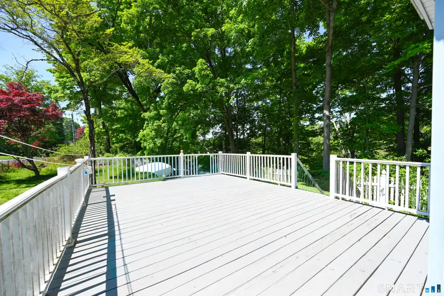 31 Smith Street, Seymour, CT 06483 - #3