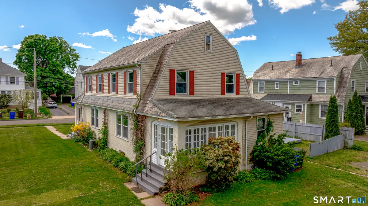 57 Washington Circle, West Hartford, CT 06119 - #1