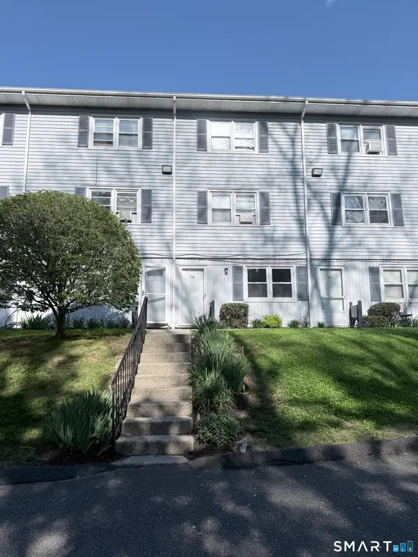 24 Pumpkin Hill Road #24, New Milford, CT 06776