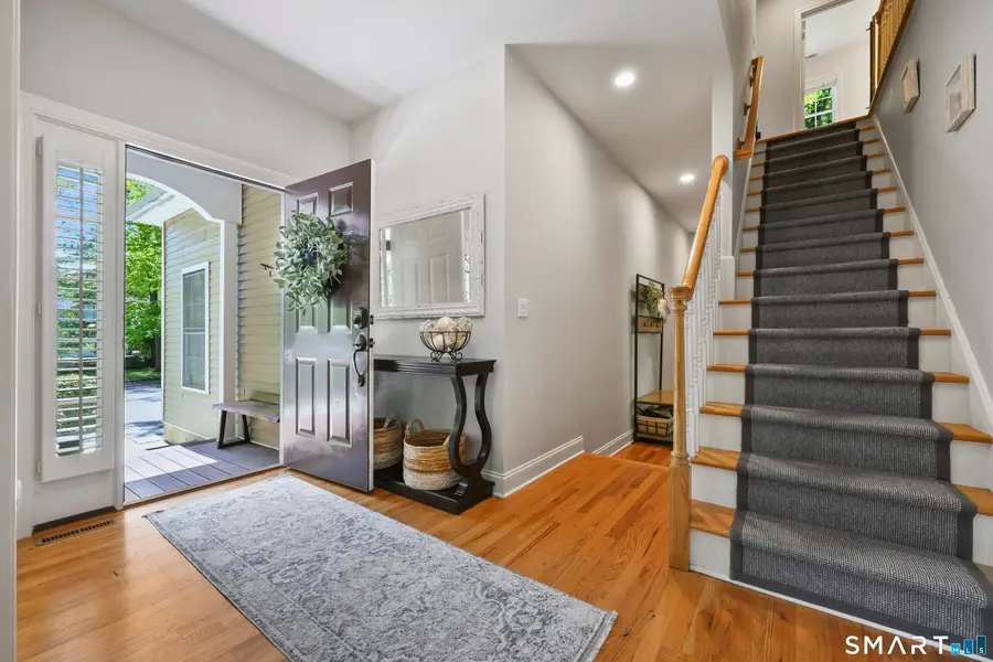 32 Juhasz Road, Norwalk, CT 06854 - #3