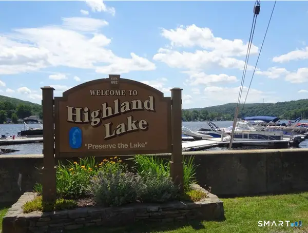 660 East Wakefield Boulevard, Winchester, CT 06098