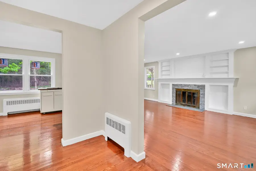 16 Sunnyview Drive, Vernon, CT 06066 - #3
