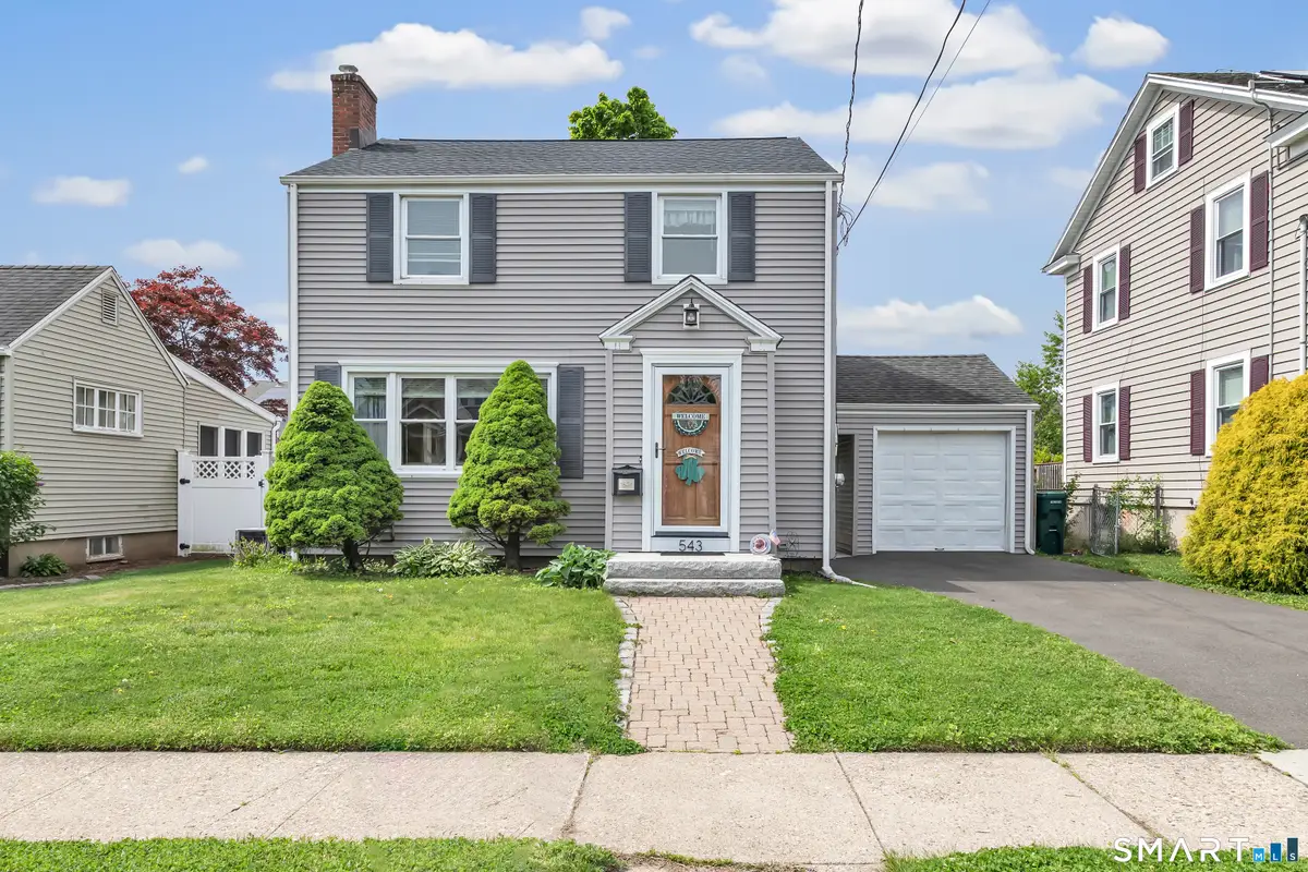 543 Woodstock Avenue, Stratford, CT 06614 - #1