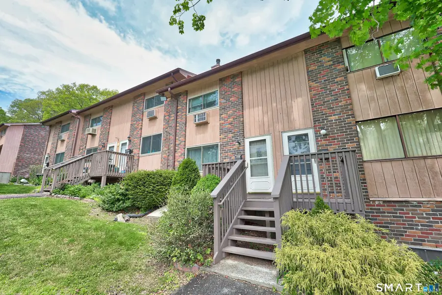 228 Oakville Avenue #D, Waterbury, CT 06708 - #3