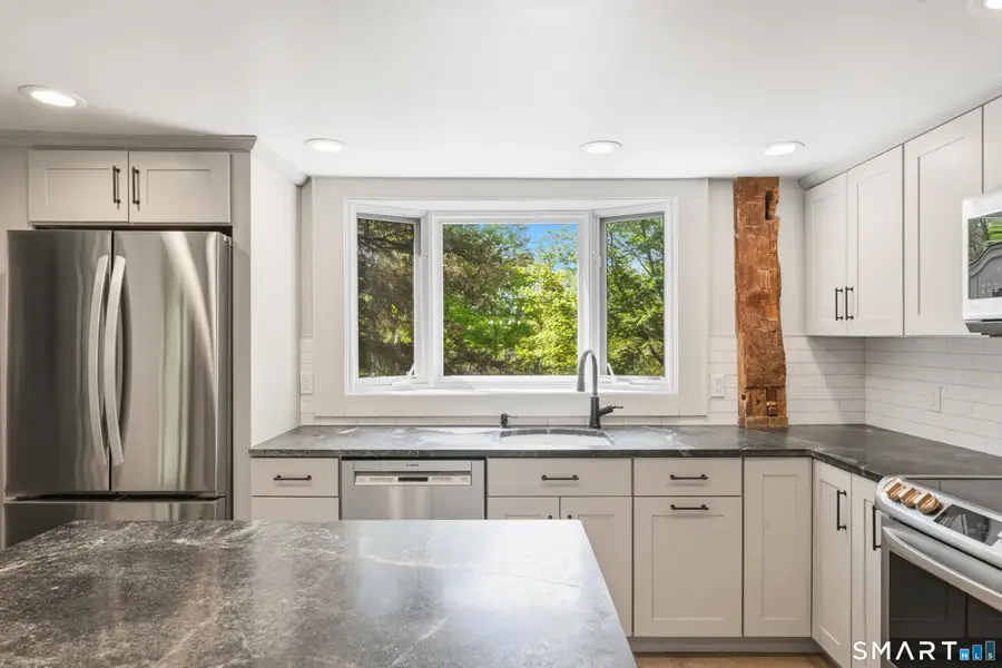 19 Farrell Road, Newtown, CT 06470 - #3