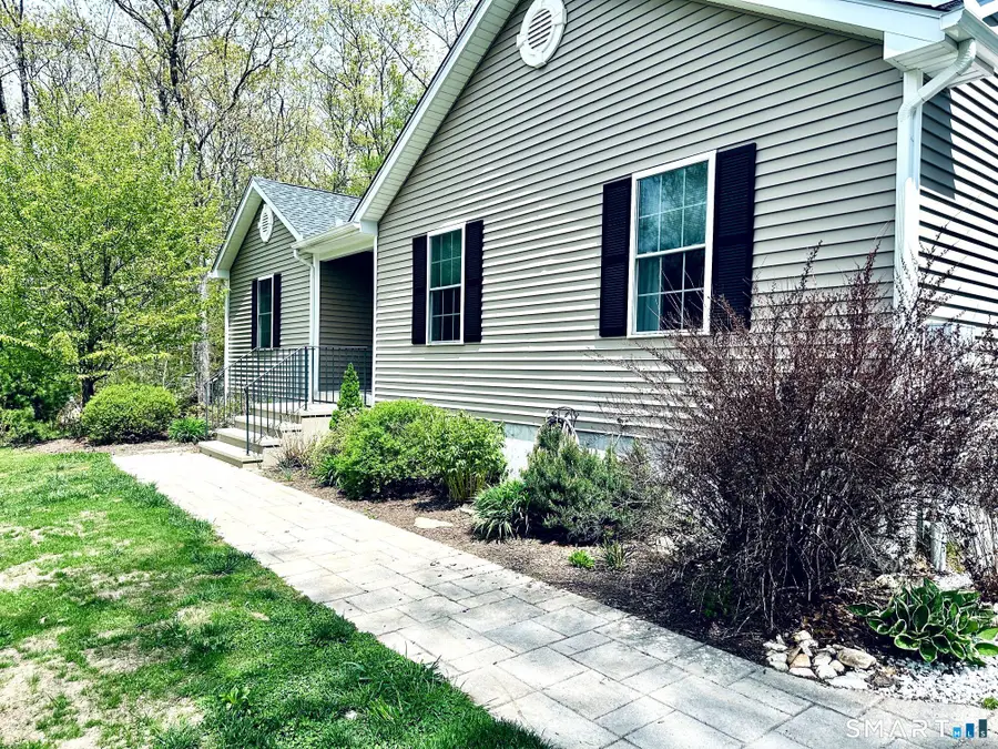 29 Logan Lane, Thompson, CT 06277 - #3