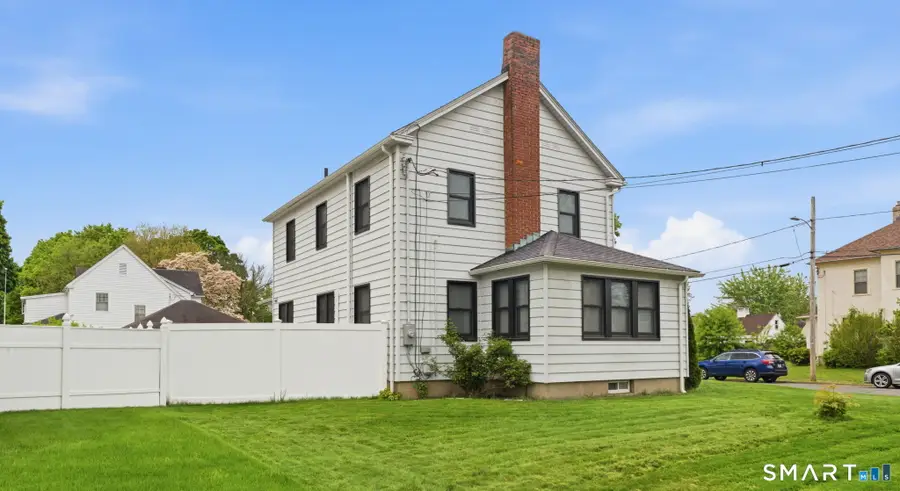 30 Walter Place, East Hartford, CT 06108 - #3