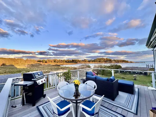 71 Wolcott Avenue, Stonington, CT 06378